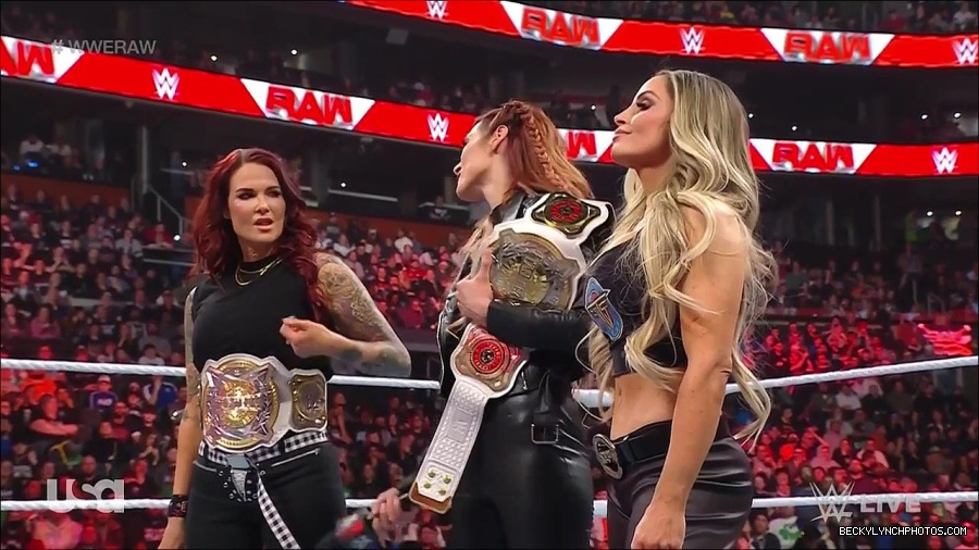 WWE_Monday_Night_Raw_2023_03_06_720p_HDTV_x264-NWCHD_mp4_007327565.jpg