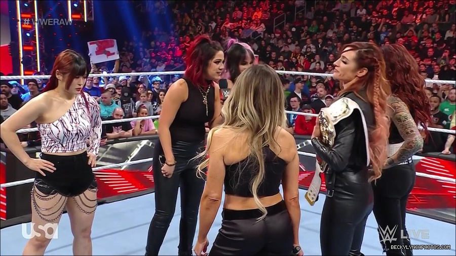 WWE_Monday_Night_Raw_2023_03_06_720p_HDTV_x264-NWCHD_mp4_007332770.jpg