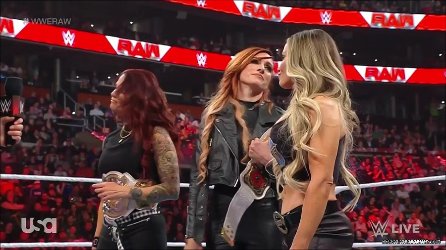 WWE_Monday_Night_Raw_2023_03_06_720p_HDTV_x264-NWCHD_mp4_007333571.jpg