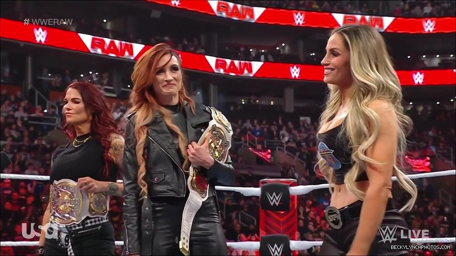 WWE_Monday_Night_Raw_2023_03_06_720p_HDTV_x264-NWCHD_mp4_007335573.jpg