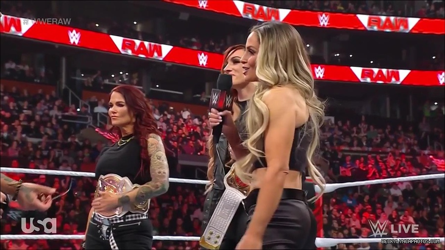 WWE_Monday_Night_Raw_2023_03_06_720p_HDTV_x264-NWCHD_mp4_007337174.jpg