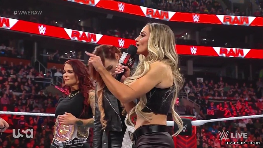 WWE_Monday_Night_Raw_2023_03_06_720p_HDTV_x264-NWCHD_mp4_007338376.jpg