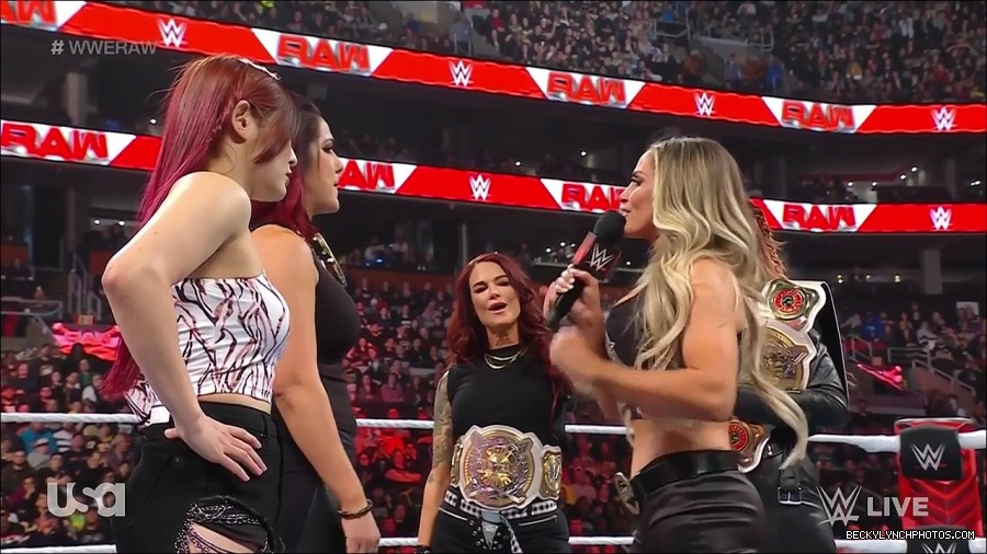 WWE_Monday_Night_Raw_2023_03_06_720p_HDTV_x264-NWCHD_mp4_007357595.jpg