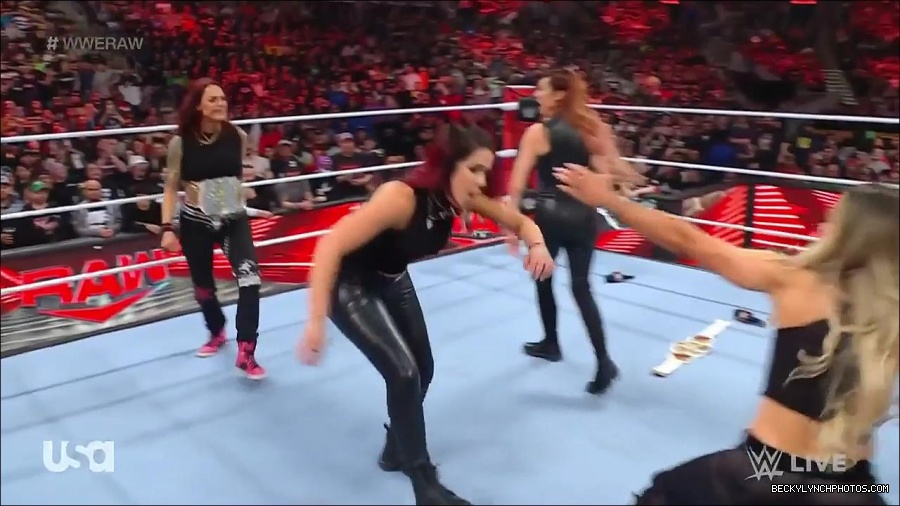 WWE_Monday_Night_Raw_2023_03_06_720p_HDTV_x264-NWCHD_mp4_007418856.jpg