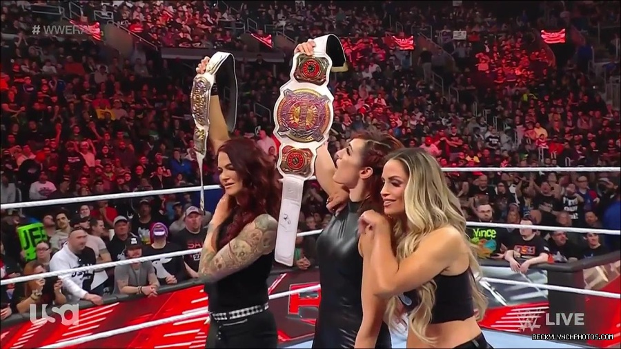 WWE_Monday_Night_Raw_2023_03_06_720p_HDTV_x264-NWCHD_mp4_007443280.jpg
