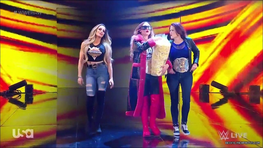 WWE_Monday_Night_Raw_2023_03_20_720p_HDTV_x264-NWCHD_mp4_005021742.jpg