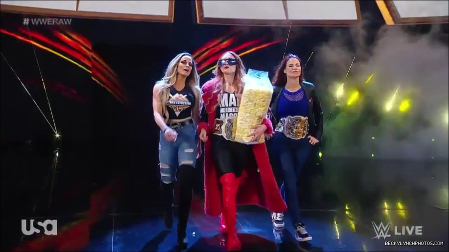 WWE_Monday_Night_Raw_2023_03_20_720p_HDTV_x264-NWCHD_mp4_005023744.jpg