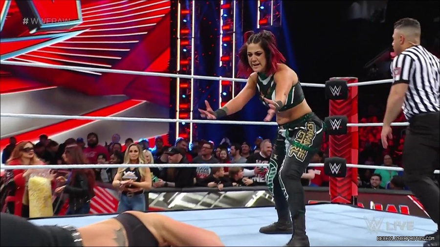 WWE_Monday_Night_Raw_2023_03_20_720p_HDTV_x264-NWCHD_mp4_005034555.jpg