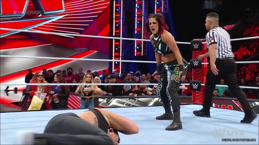 WWE_Monday_Night_Raw_2023_03_20_720p_HDTV_x264-NWCHD_mp4_005034955.jpg