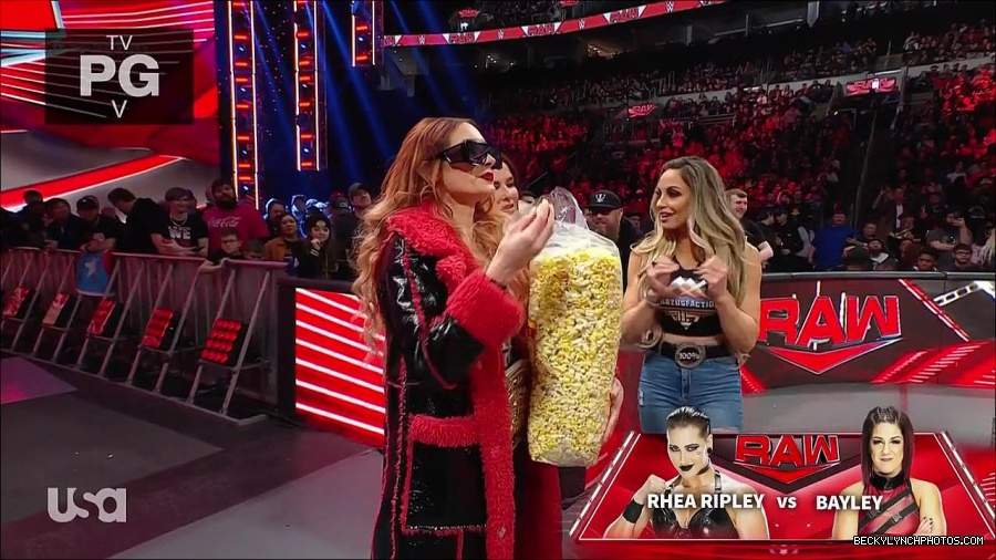 WWE_Monday_Night_Raw_2023_03_20_720p_HDTV_x264-NWCHD_mp4_005038158.jpg