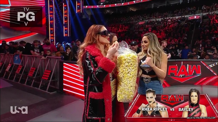 WWE_Monday_Night_Raw_2023_03_20_720p_HDTV_x264-NWCHD_mp4_005038559.jpg