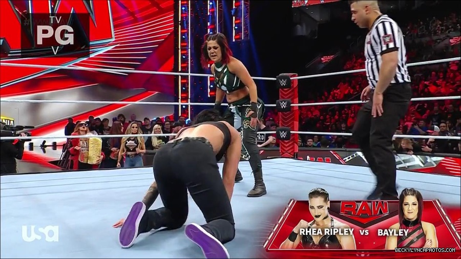 WWE_Monday_Night_Raw_2023_03_20_720p_HDTV_x264-NWCHD_mp4_005039760.jpg