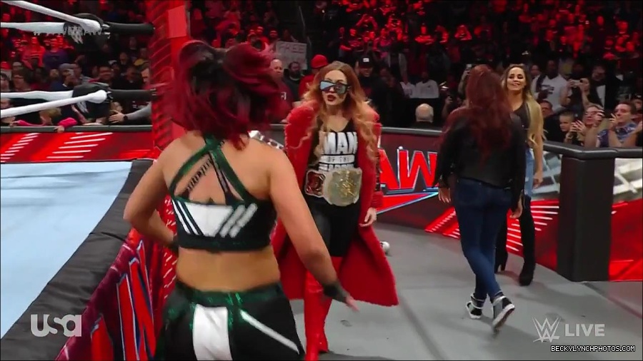 WWE_Monday_Night_Raw_2023_03_20_720p_HDTV_x264-NWCHD_mp4_005203123.jpg