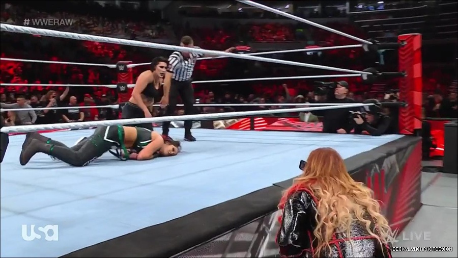 WWE_Monday_Night_Raw_2023_03_20_720p_HDTV_x264-NWCHD_mp4_005224745.jpg