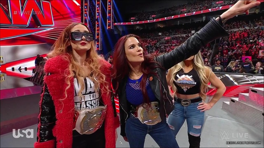 WWE_Monday_Night_Raw_2023_03_20_720p_HDTV_x264-NWCHD_mp4_005238759.jpg