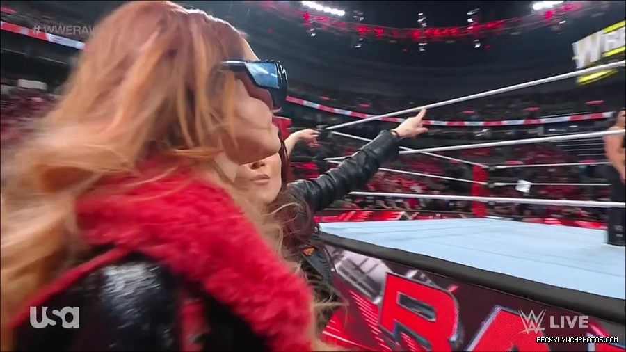 WWE_Monday_Night_Raw_2023_03_20_720p_HDTV_x264-NWCHD_mp4_005242763.jpg