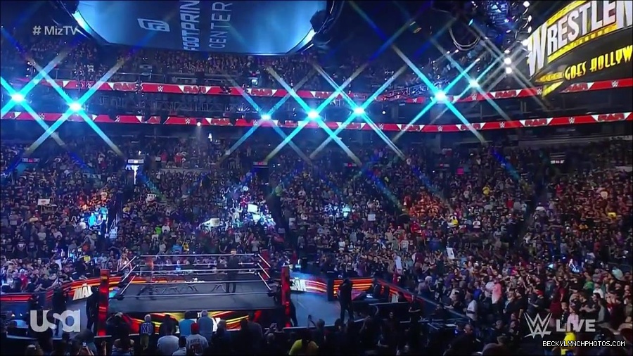 WWE_WrestleMania_Raw_2023_03_27_720p_HDTV_x264-NWCHD_mp4_000292646.jpg