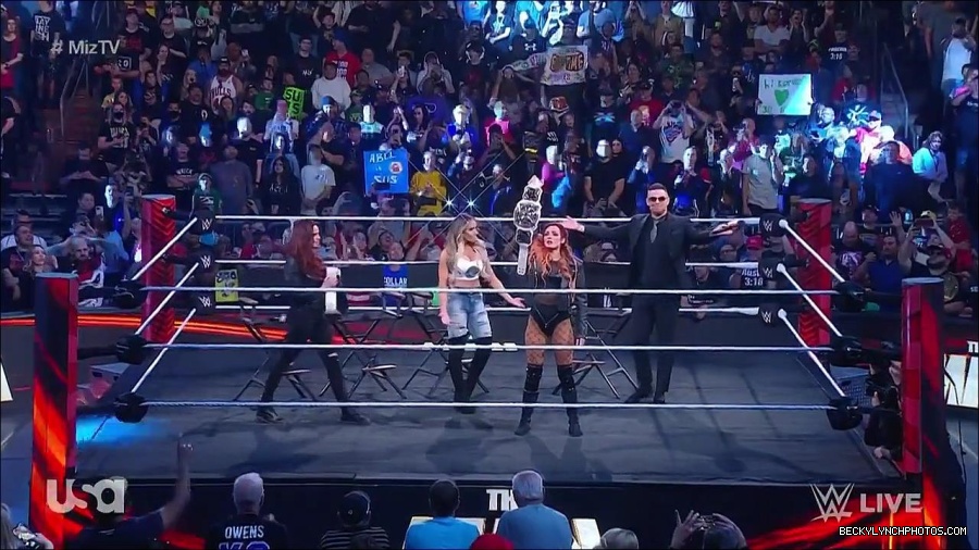 WWE_WrestleMania_Raw_2023_03_27_720p_HDTV_x264-NWCHD_mp4_000300254.jpg