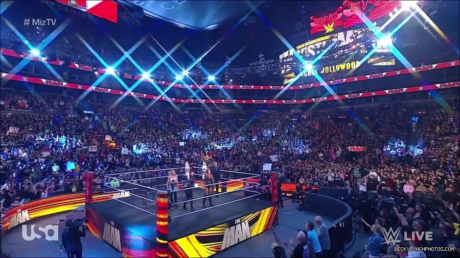 WWE_WrestleMania_Raw_2023_03_27_720p_HDTV_x264-NWCHD_mp4_000302256.jpg
