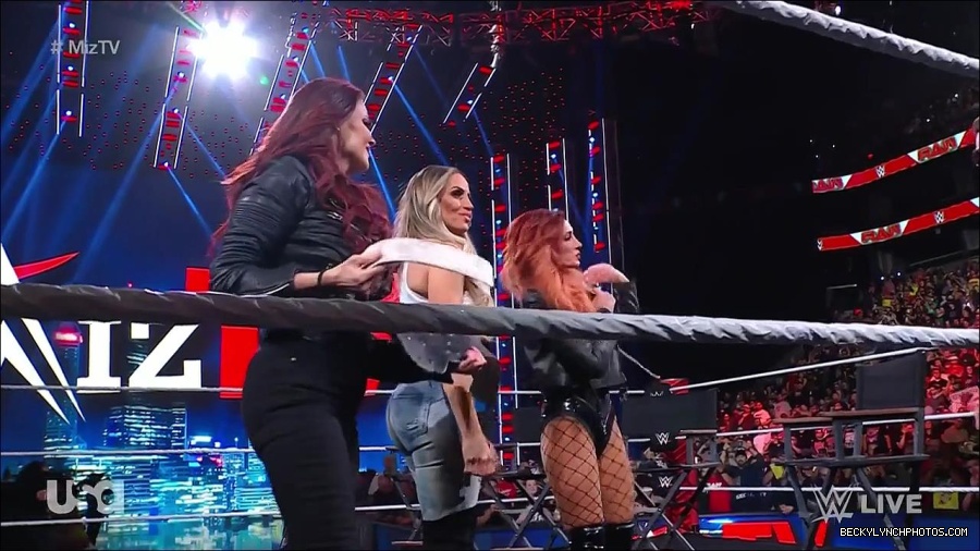 WWE_WrestleMania_Raw_2023_03_27_720p_HDTV_x264-NWCHD_mp4_000321075.jpg