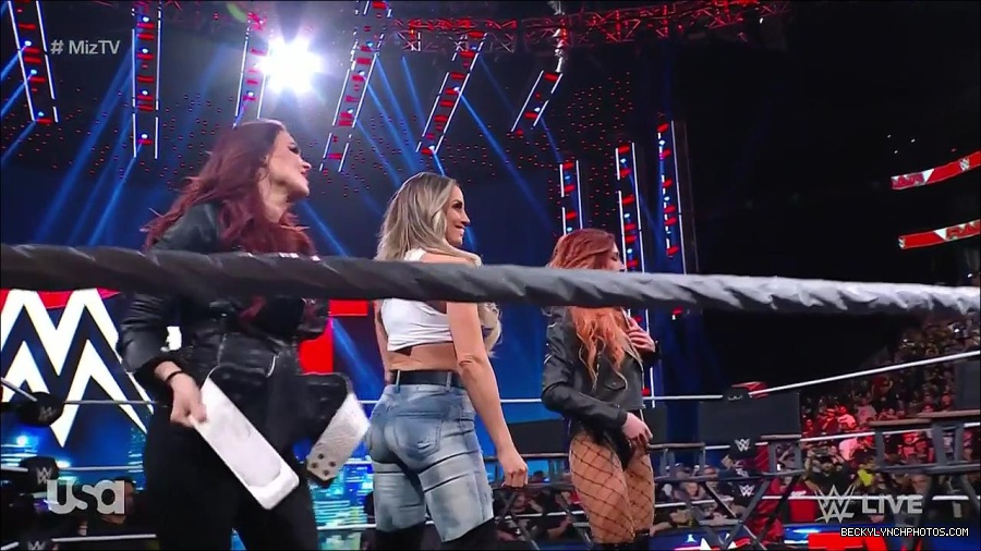 WWE_WrestleMania_Raw_2023_03_27_720p_HDTV_x264-NWCHD_mp4_000321875.jpg