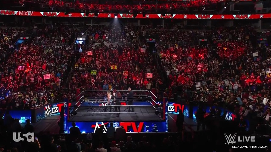 WWE_WrestleMania_Raw_2023_03_27_720p_HDTV_x264-NWCHD_mp4_000324678.jpg
