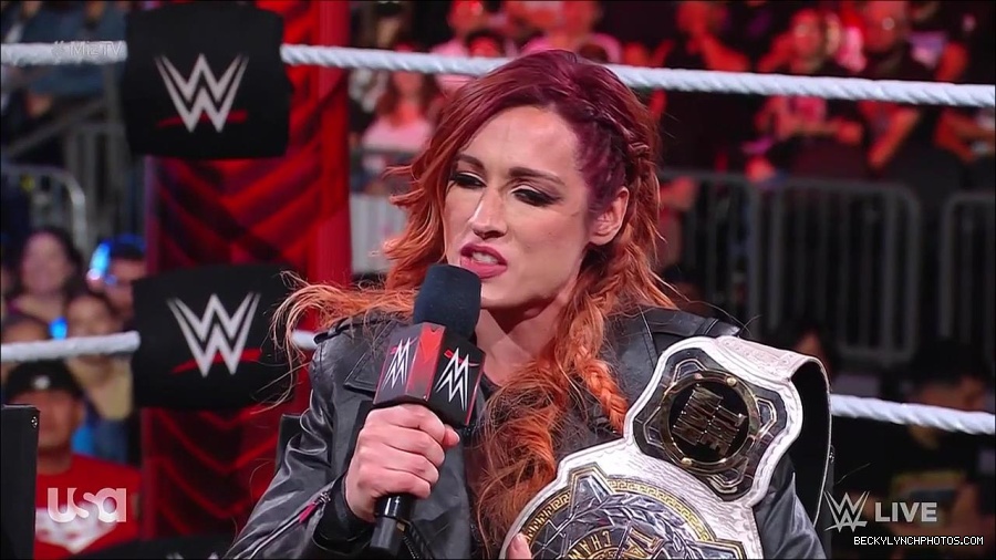 WWE_WrestleMania_Raw_2023_03_27_720p_HDTV_x264-NWCHD_mp4_000430384.jpg
