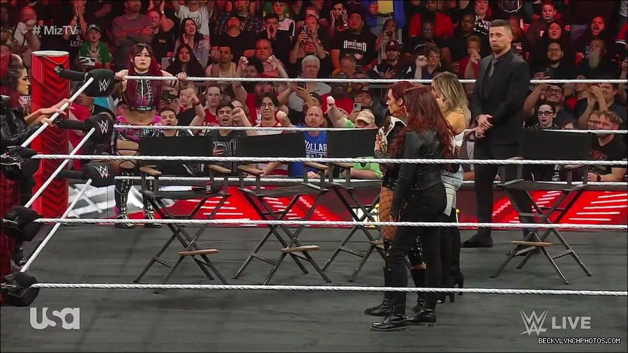 WWE_WrestleMania_Raw_2023_03_27_720p_HDTV_x264-NWCHD_mp4_000555542.jpg
