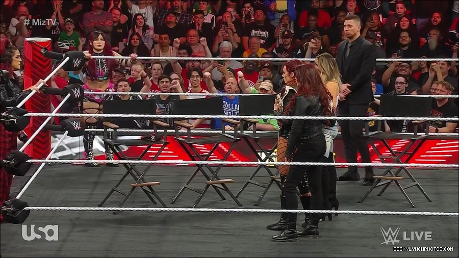 WWE_WrestleMania_Raw_2023_03_27_720p_HDTV_x264-NWCHD_mp4_000555943.jpg