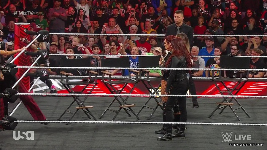 WWE_WrestleMania_Raw_2023_03_27_720p_HDTV_x264-NWCHD_mp4_000557945.jpg
