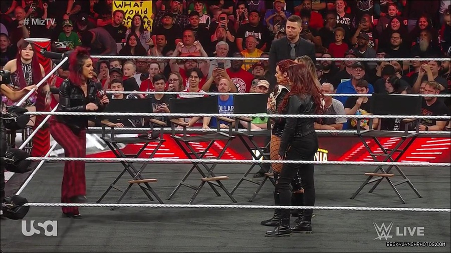 WWE_WrestleMania_Raw_2023_03_27_720p_HDTV_x264-NWCHD_mp4_000559546.jpg