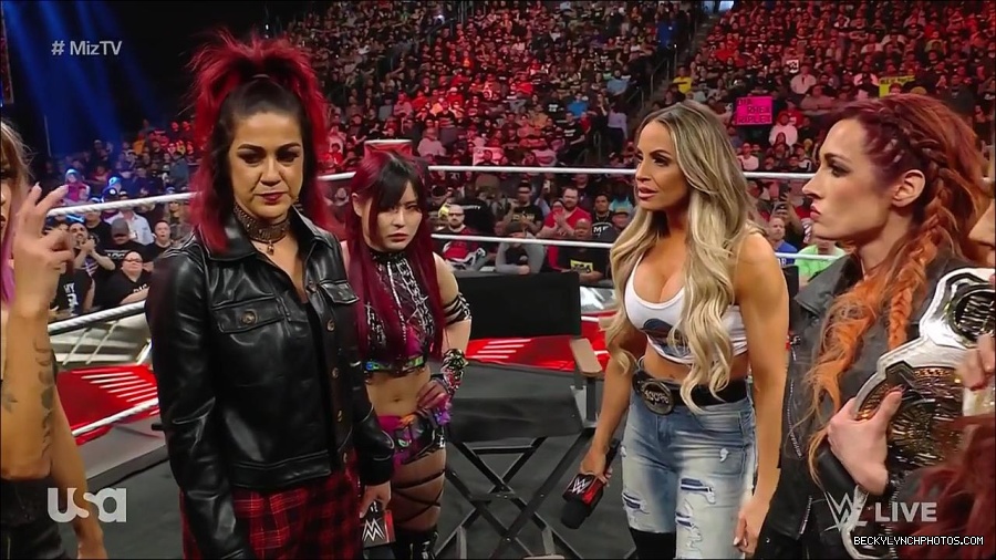 WWE_WrestleMania_Raw_2023_03_27_720p_HDTV_x264-NWCHD_mp4_000596383.jpg