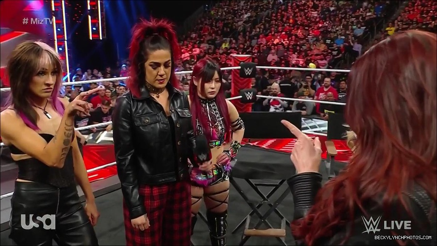 WWE_WrestleMania_Raw_2023_03_27_720p_HDTV_x264-NWCHD_mp4_000597584.jpg