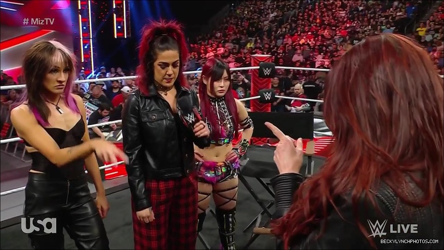 WWE_WrestleMania_Raw_2023_03_27_720p_HDTV_x264-NWCHD_mp4_000597985.jpg