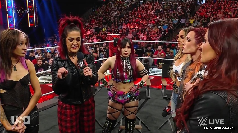 WWE_WrestleMania_Raw_2023_03_27_720p_HDTV_x264-NWCHD_mp4_000622409.jpg