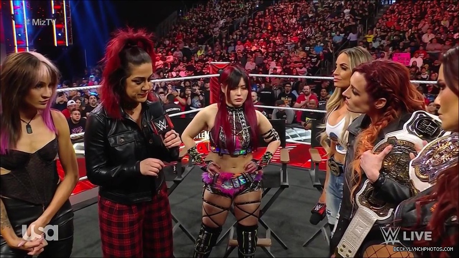 WWE_WrestleMania_Raw_2023_03_27_720p_HDTV_x264-NWCHD_mp4_000624411.jpg