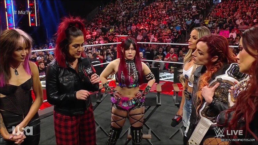 WWE_WrestleMania_Raw_2023_03_27_720p_HDTV_x264-NWCHD_mp4_000624811.jpg