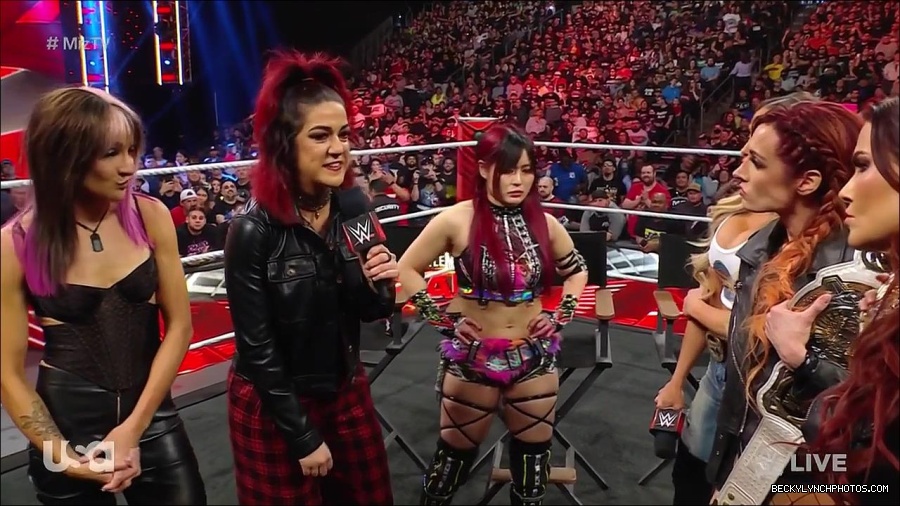 WWE_WrestleMania_Raw_2023_03_27_720p_HDTV_x264-NWCHD_mp4_000626413.jpg