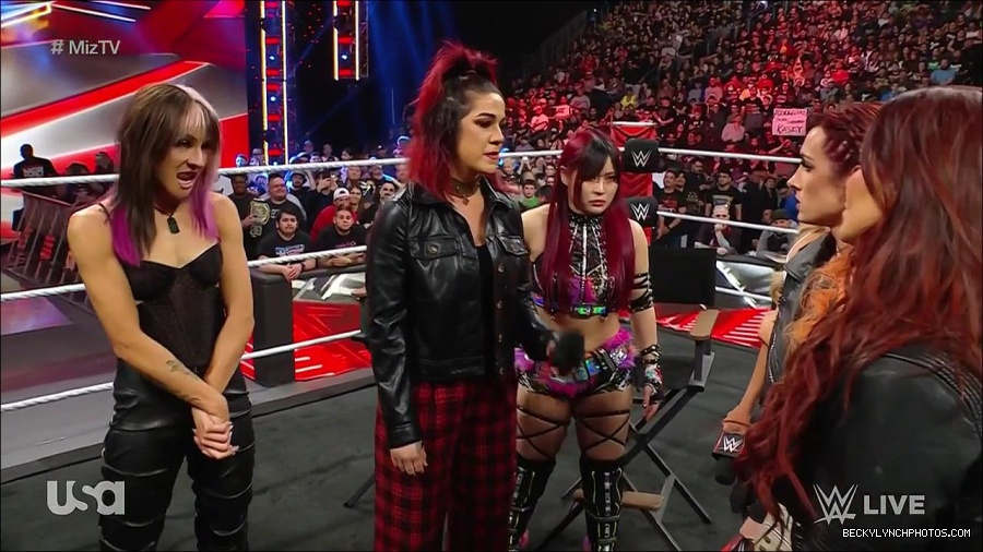 WWE_WrestleMania_Raw_2023_03_27_720p_HDTV_x264-NWCHD_mp4_000640427.jpg