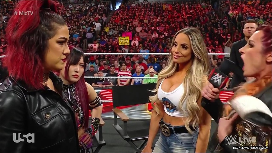 WWE_WrestleMania_Raw_2023_03_27_720p_HDTV_x264-NWCHD_mp4_000672859.jpg