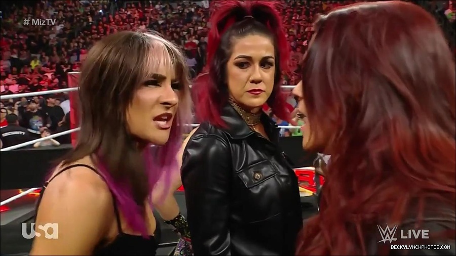 WWE_WrestleMania_Raw_2023_03_27_720p_HDTV_x264-NWCHD_mp4_000715702.jpg