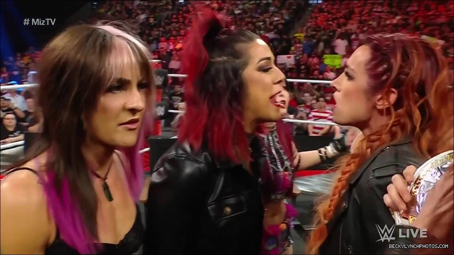 WWE_WrestleMania_Raw_2023_03_27_720p_HDTV_x264-NWCHD_mp4_000720107.jpg