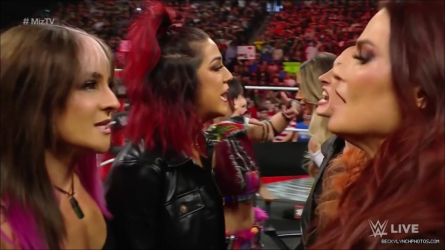 WWE_WrestleMania_Raw_2023_03_27_720p_HDTV_x264-NWCHD_mp4_000722909.jpg