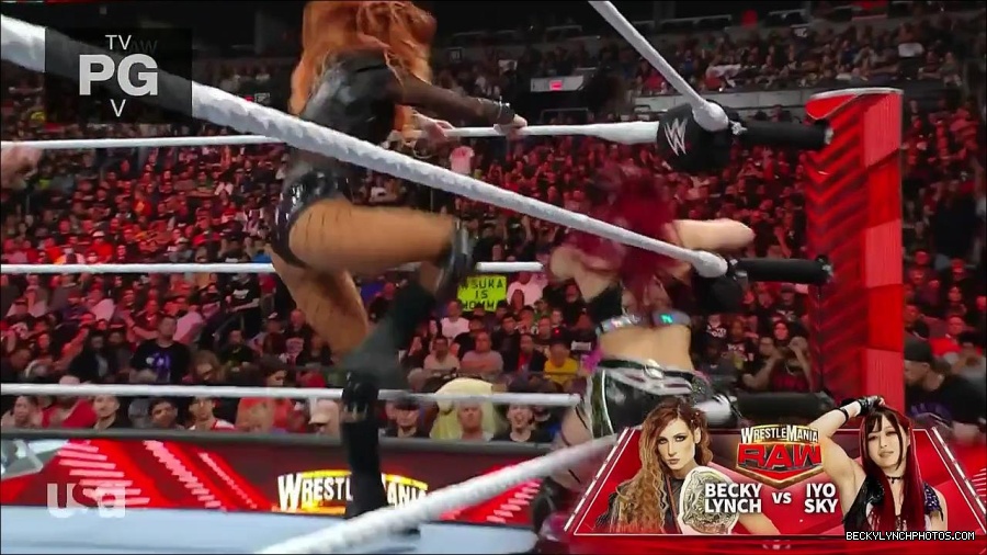 WWE_WrestleMania_Raw_2023_03_27_720p_HDTV_x264-NWCHD_mp4_000805792.jpg