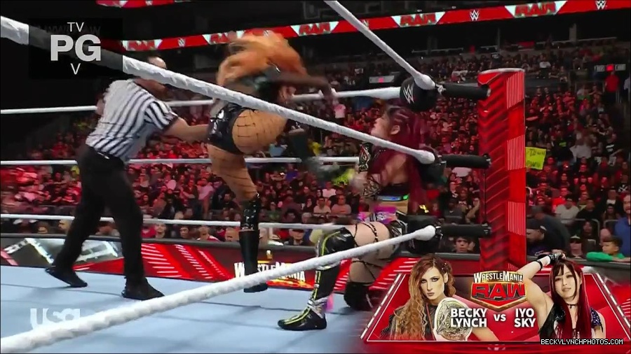 WWE_WrestleMania_Raw_2023_03_27_720p_HDTV_x264-NWCHD_mp4_000806593.jpg