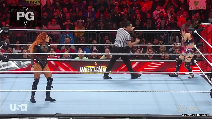 WWE_WrestleMania_Raw_2023_03_27_720p_HDTV_x264-NWCHD_mp4_000813800.jpg