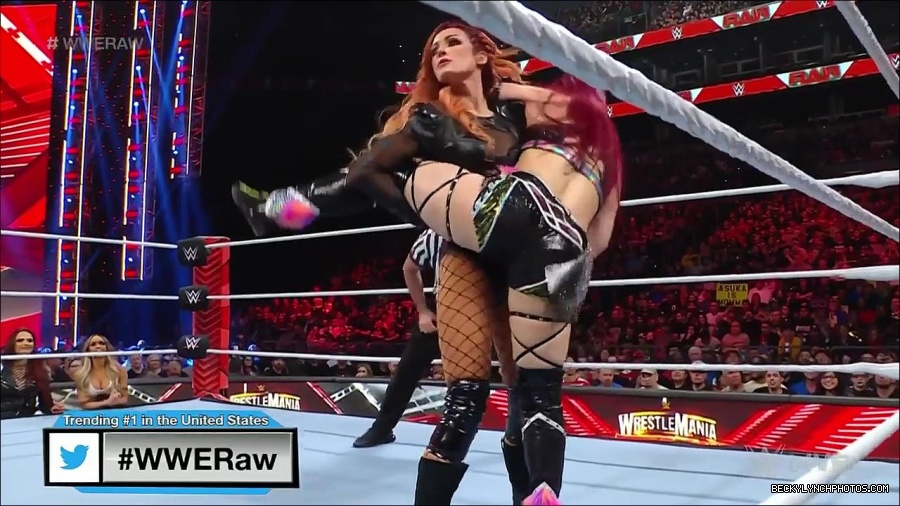 WWE_WrestleMania_Raw_2023_03_27_720p_HDTV_x264-NWCHD_mp4_000823210.jpg