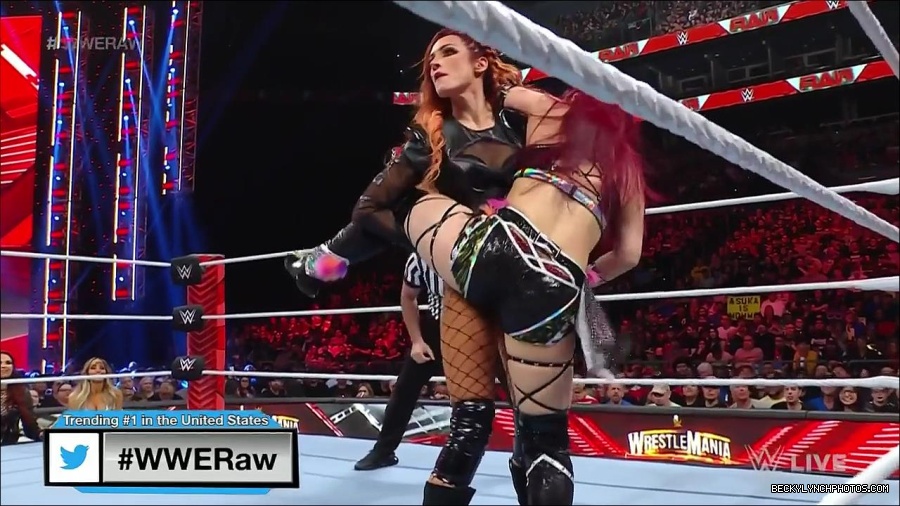 WWE_WrestleMania_Raw_2023_03_27_720p_HDTV_x264-NWCHD_mp4_000823610.jpg