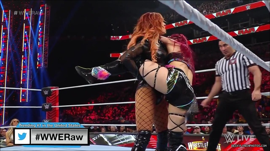 WWE_WrestleMania_Raw_2023_03_27_720p_HDTV_x264-NWCHD_mp4_000825212.jpg