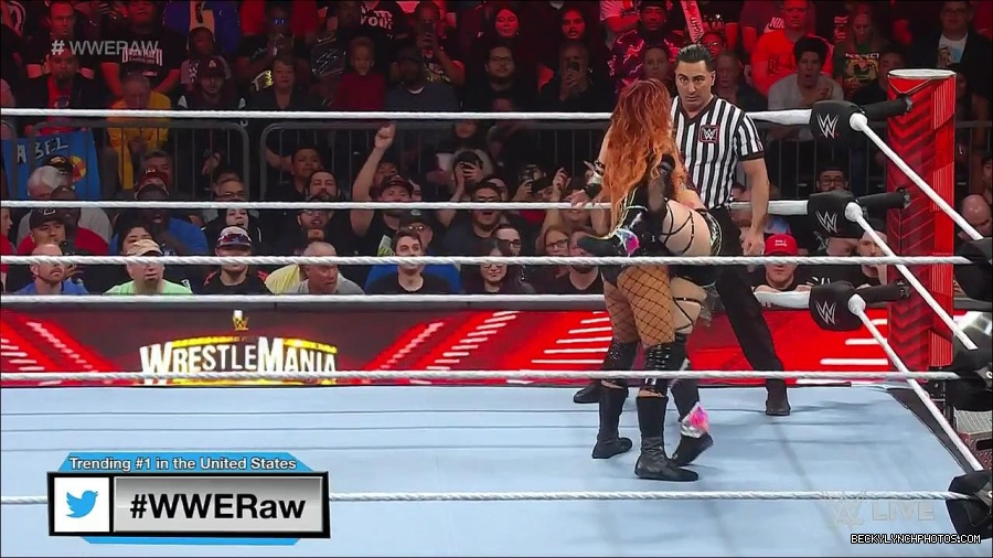 WWE_WrestleMania_Raw_2023_03_27_720p_HDTV_x264-NWCHD_mp4_000826413.jpg